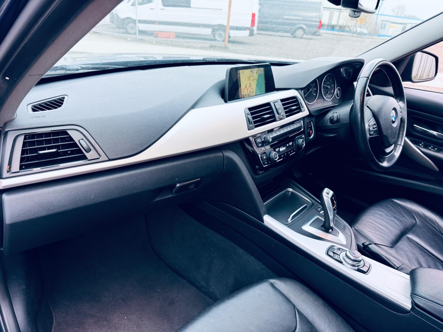 Used BMW 3 Series 2016 for sale - 77074874: Photo 15