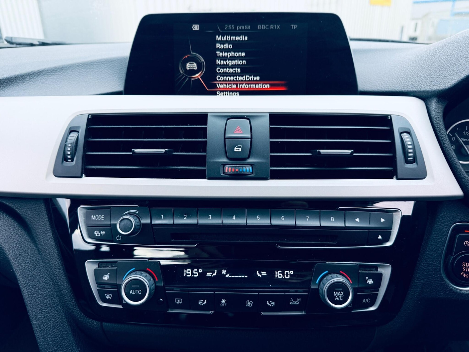 Used BMW 3 Series 2016 for sale - 77074874: Photo 21