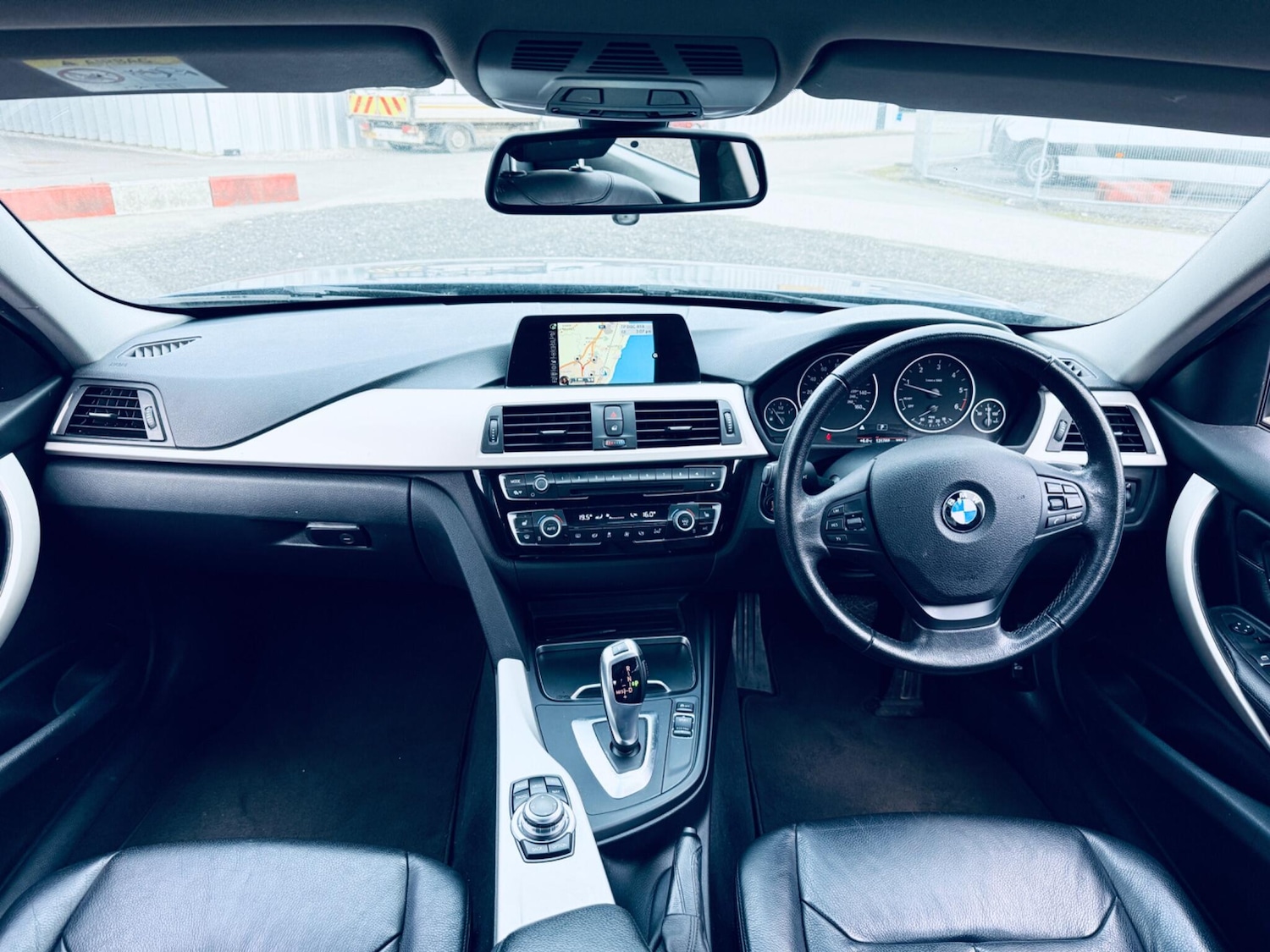 Used BMW 3 Series 2016 for sale - 77074874: Photo 25