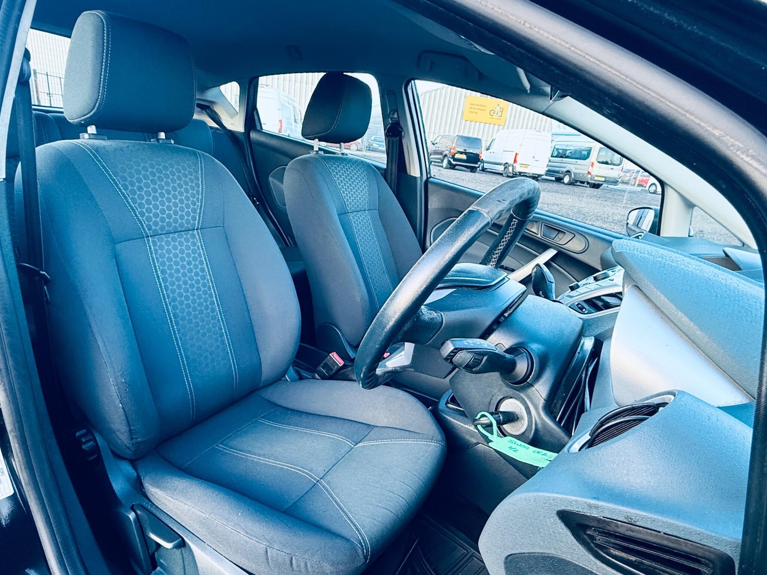 Used Ford Fiesta 2009 for sale - 77131757: Photo 23