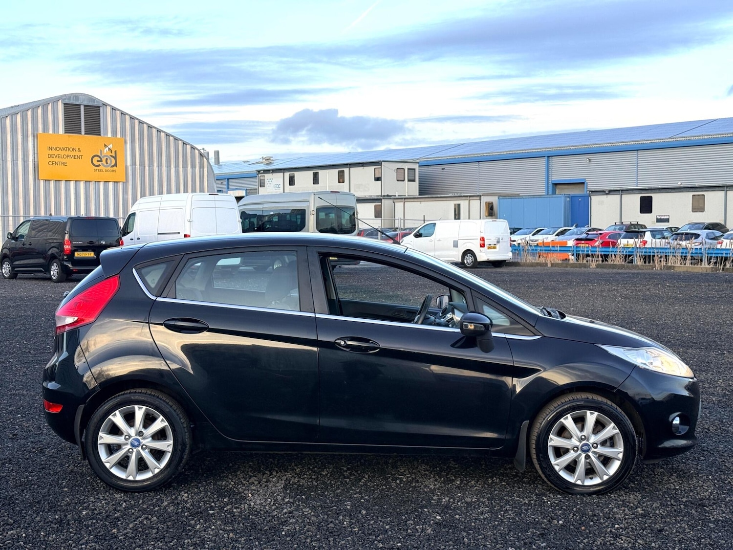 Used Ford Fiesta 2009 for sale - 77131757: Photo 6