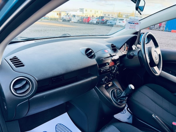 Used Mazda Mazda2 2013 for sale - 76213981: Photo 15