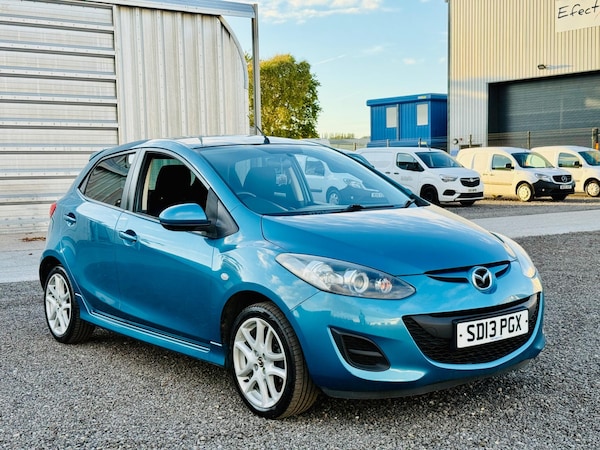 Used Mazda Mazda2 2013 for sale - 76213981: Photo 4