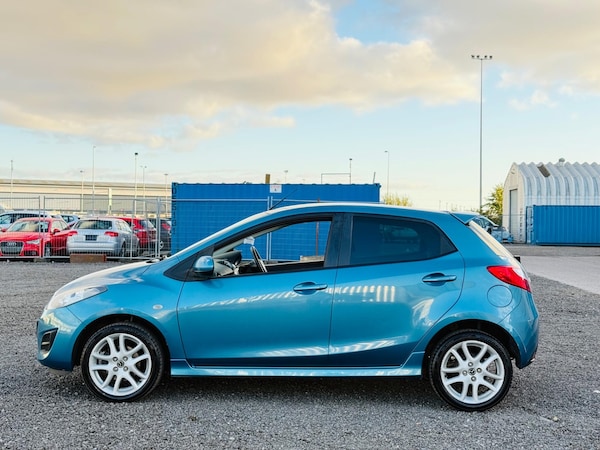 Used Mazda Mazda2 2013 for sale - 76213981: Photo 5