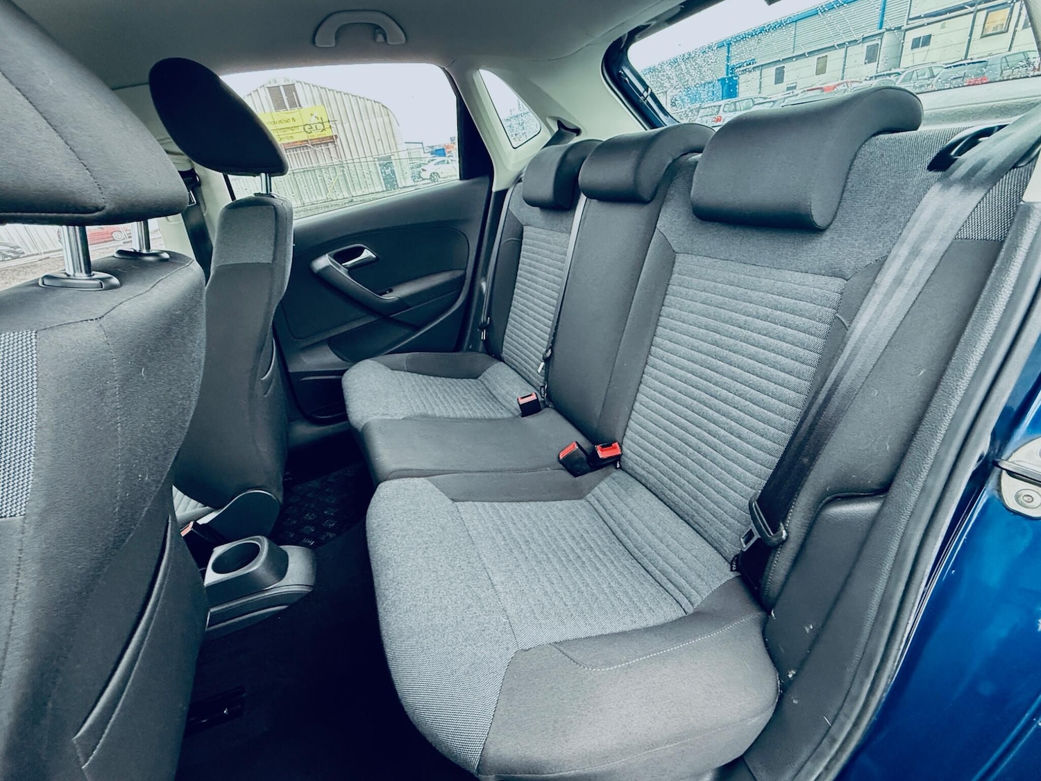 Used Volkswagen Polo 2010 for sale - 76561578: Photo 24