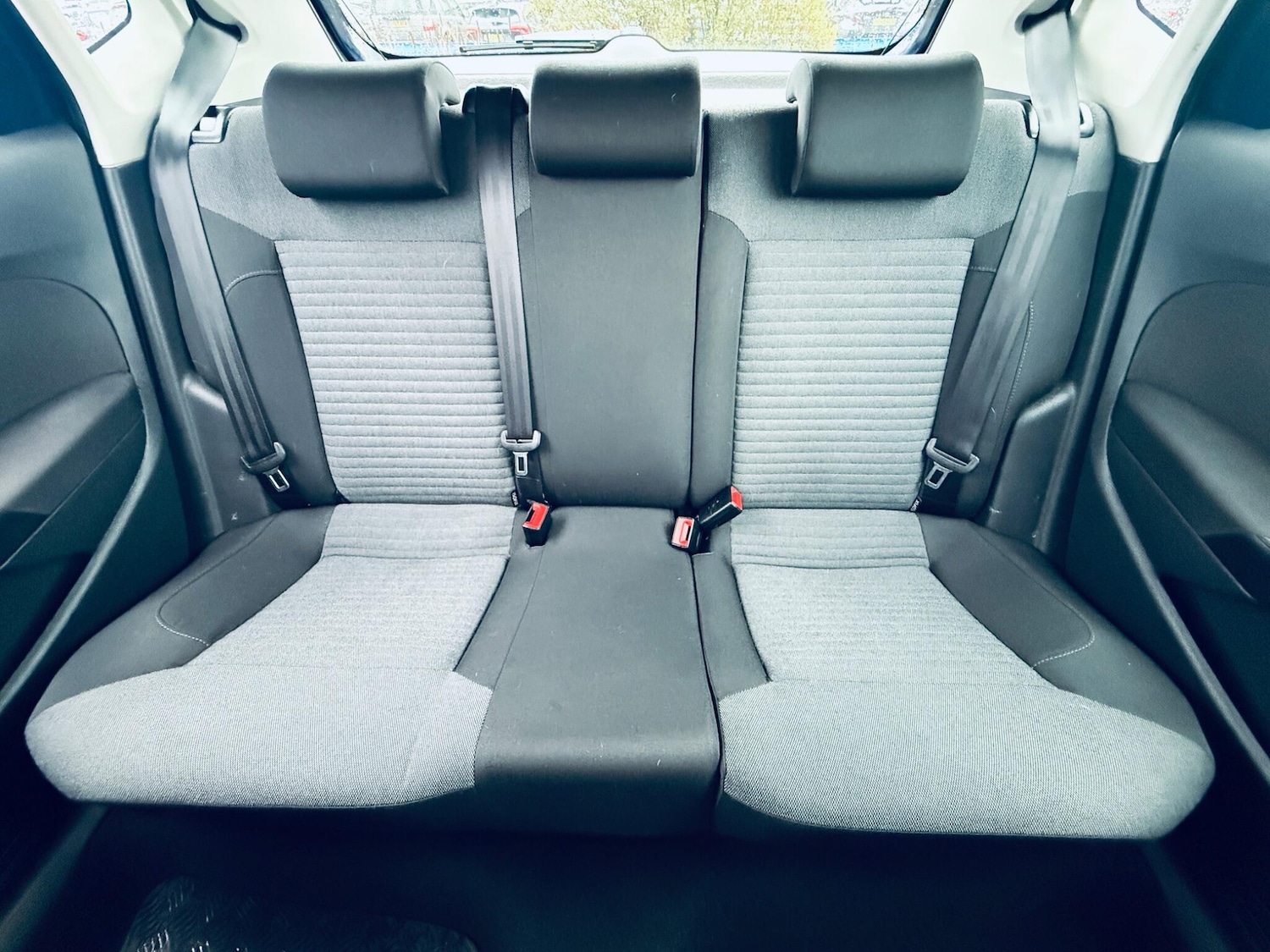 Used Volkswagen Polo 2010 for sale - 76561578: Photo 25