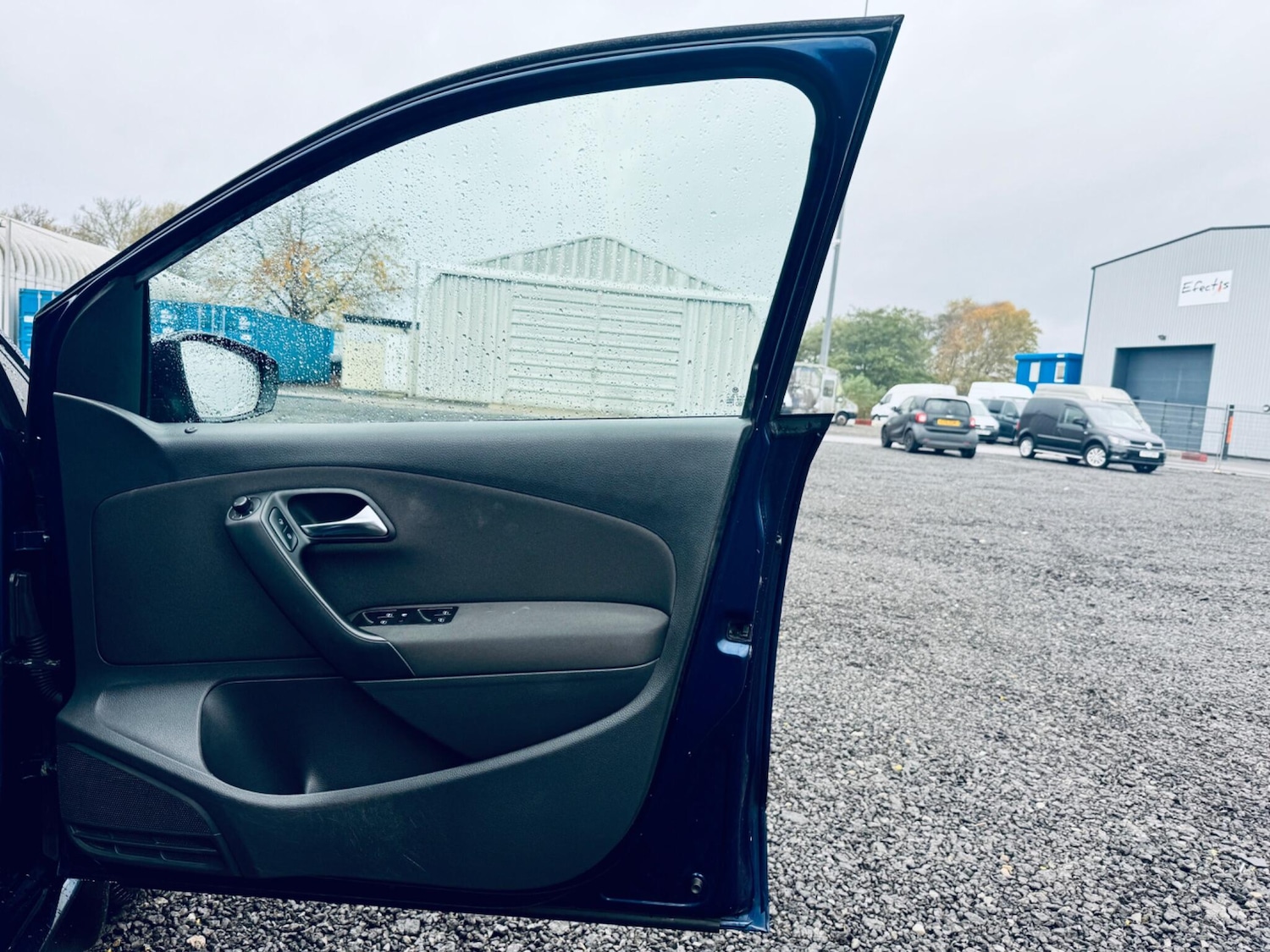 Used Volkswagen Polo 2010 for sale - 76561578: Photo 27