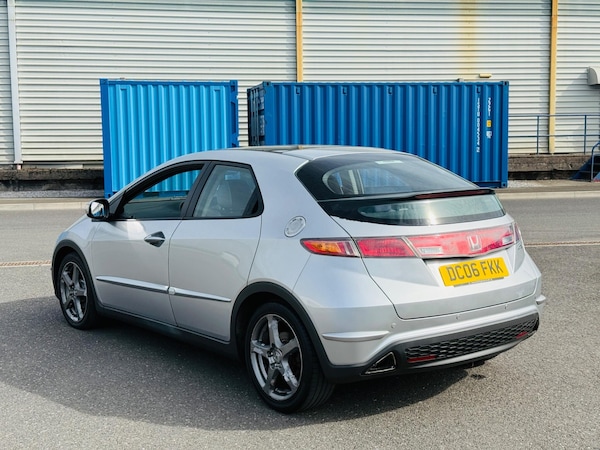 Used Honda Civic 2006 for sale - 76136621: Photo 8