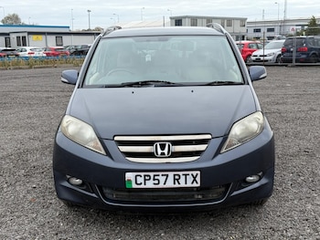 Honda - FR-V