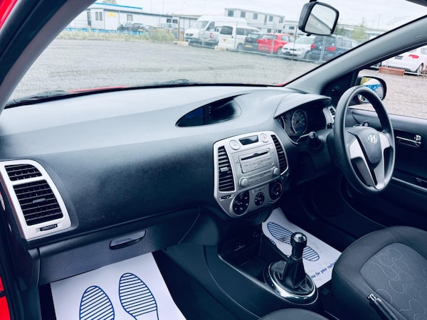 Used Hyundai i20 2011 for sale - 76239292: Photo 15