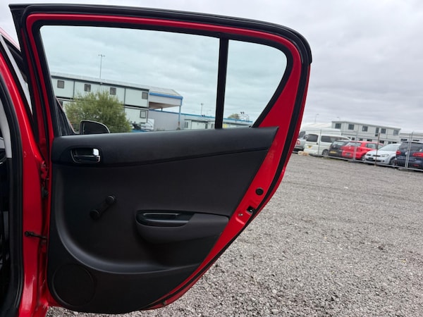 Used Hyundai i20 2011 for sale - 76239292: Photo 27