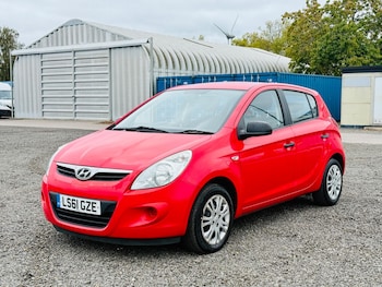 Used Hyundai i20 2011 for sale - 76239292: Photo 3