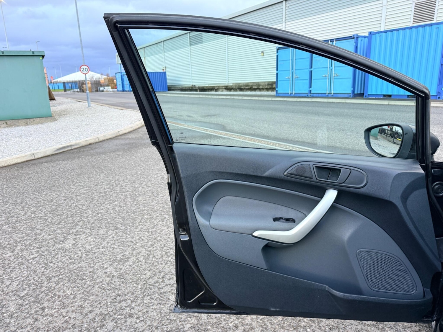 Used Ford Fiesta 2009 for sale - 77305441: Photo 23