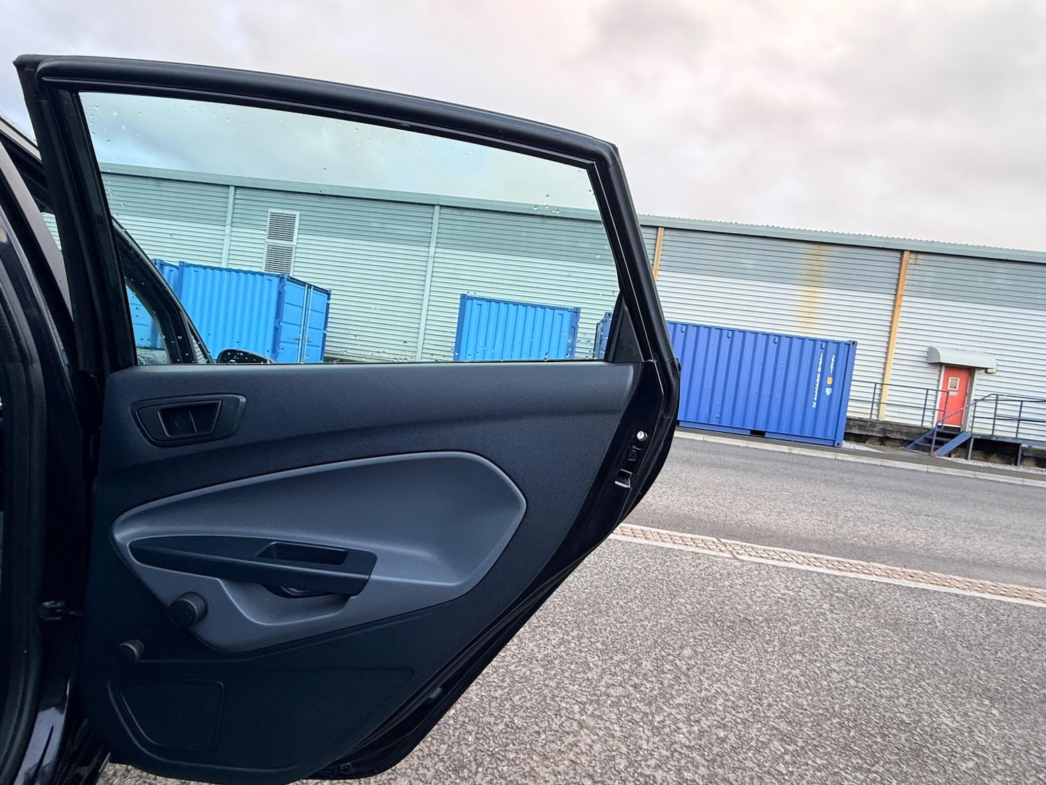 Used Ford Fiesta 2009 for sale - 77305441: Photo 26