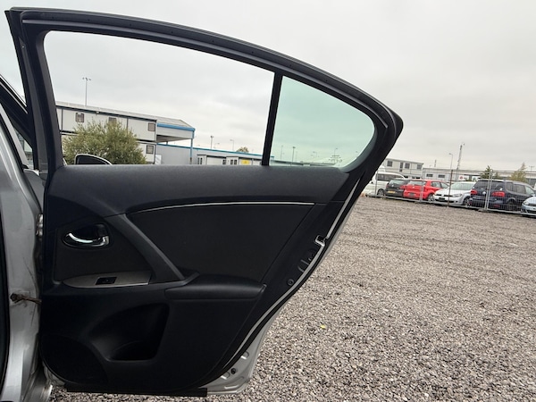Used Toyota Avensis 2009 for sale - 76270869: Photo 24