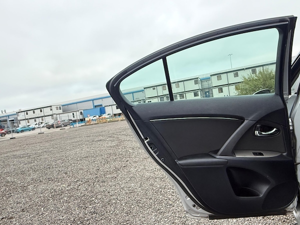Used Toyota Avensis 2009 for sale - 76270869: Photo 25