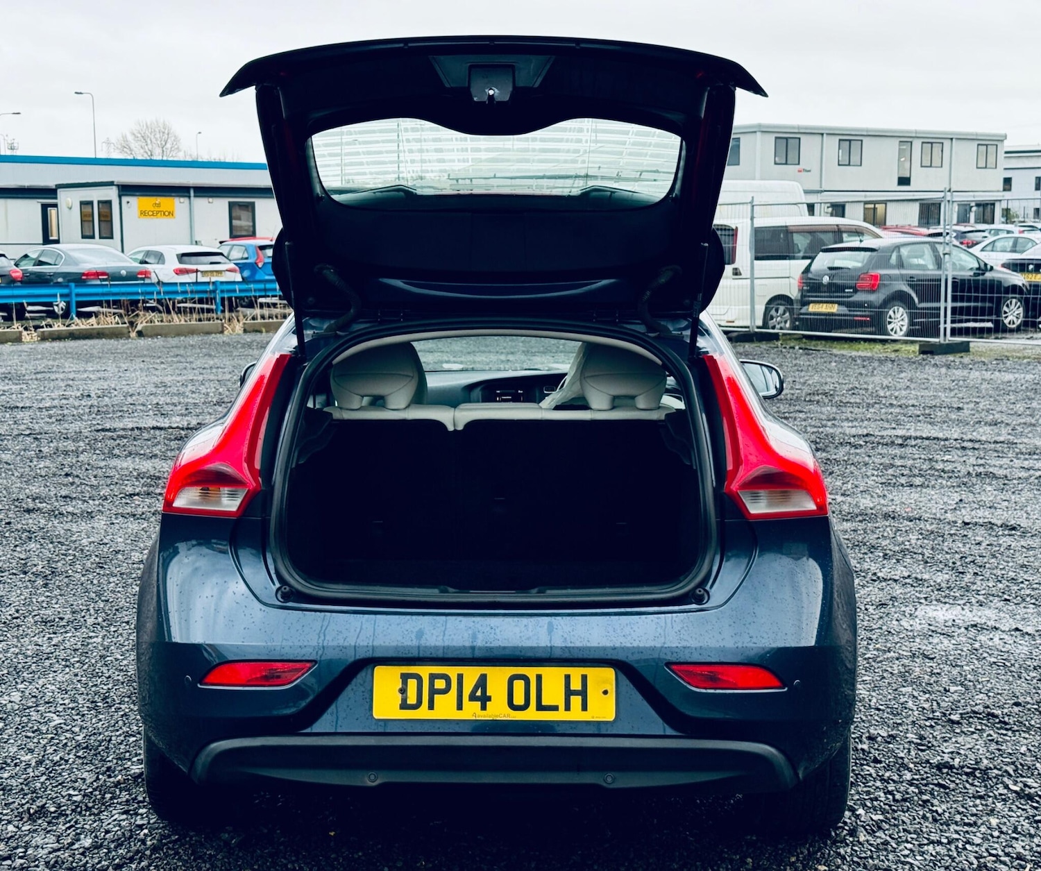 Used Volvo V40 for sale - 77166899: Photo 11