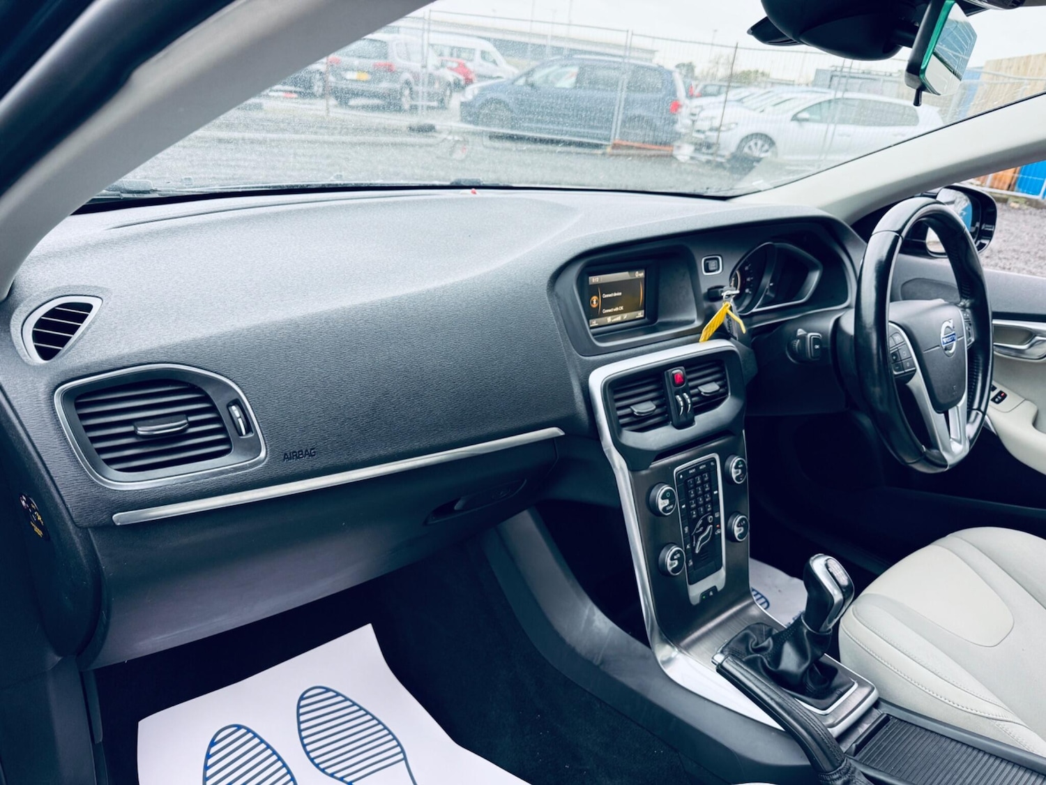 Used Volvo V40 for sale - 77166899: Photo 15