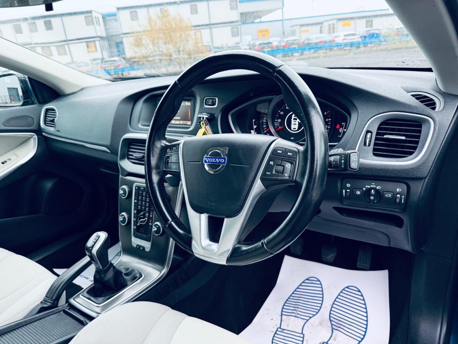 Used Volvo V40 for sale - 77166899: Photo 16