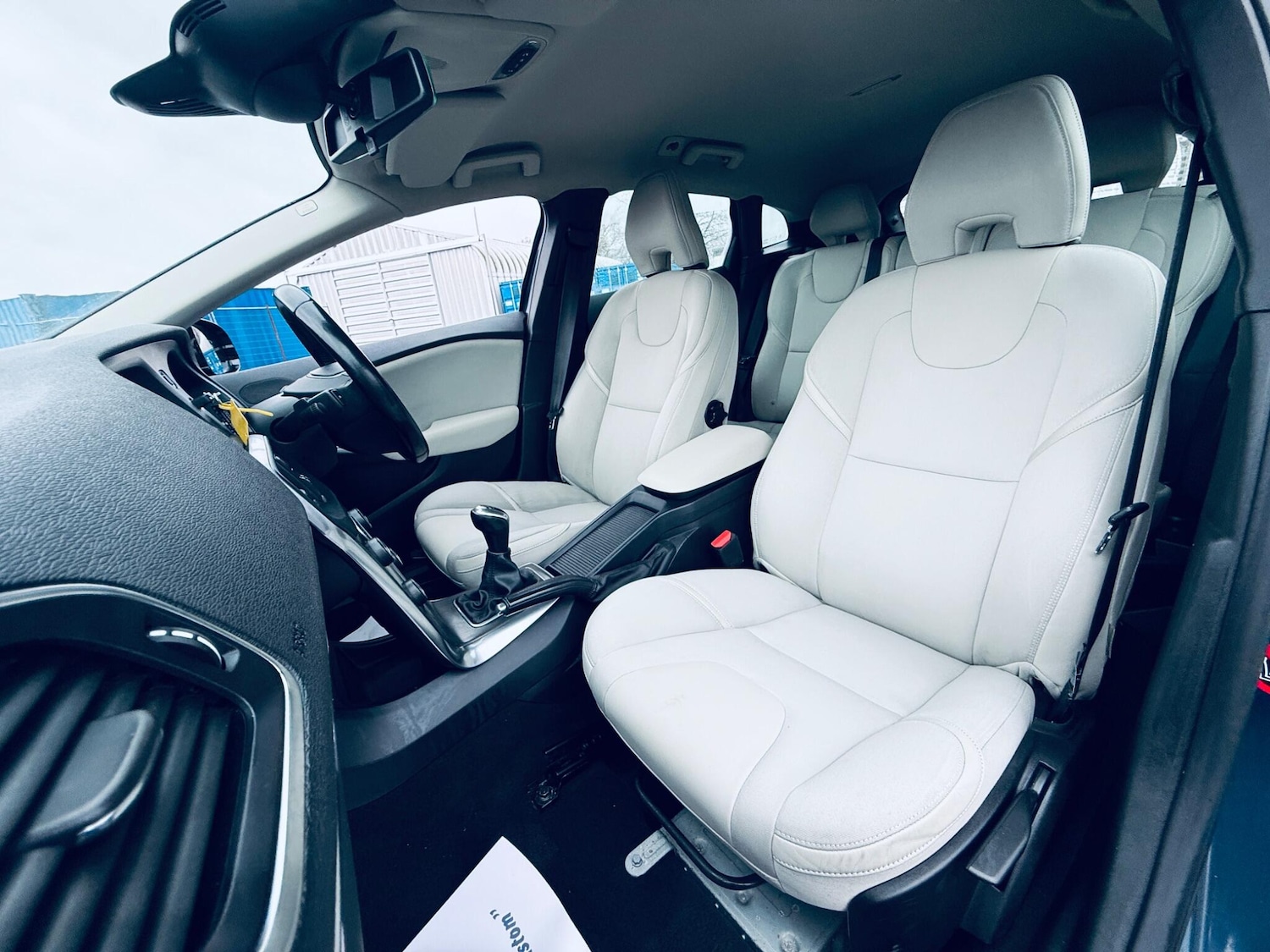 Used Volvo V40 for sale - 77166899: Photo 23