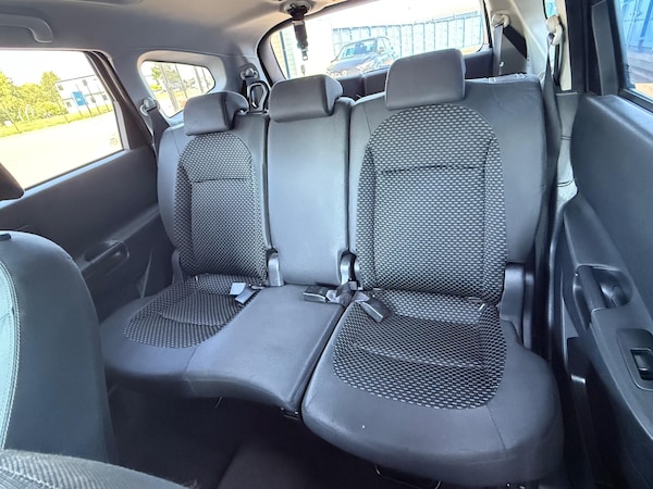 Used Nissan Qashqai+2 2010 for sale - 75657864: Photo 37