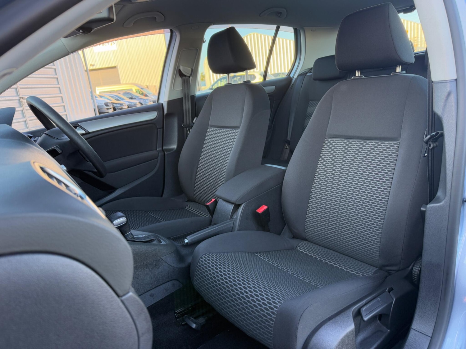 Used Volkswagen Golf 2025 for sale - 76701608: Photo 22