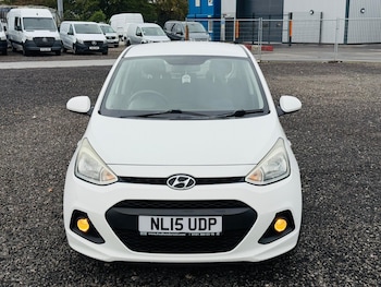 Used Hyundai i10 2015 for sale - 76457972: Photo