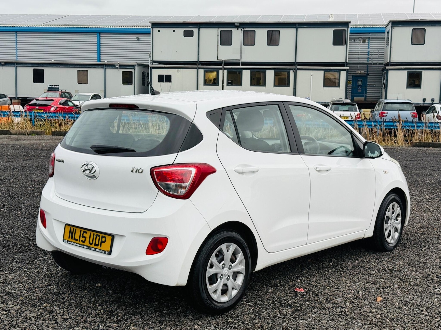 Used Hyundai i10 2015 for sale - 76457972: Photo 8