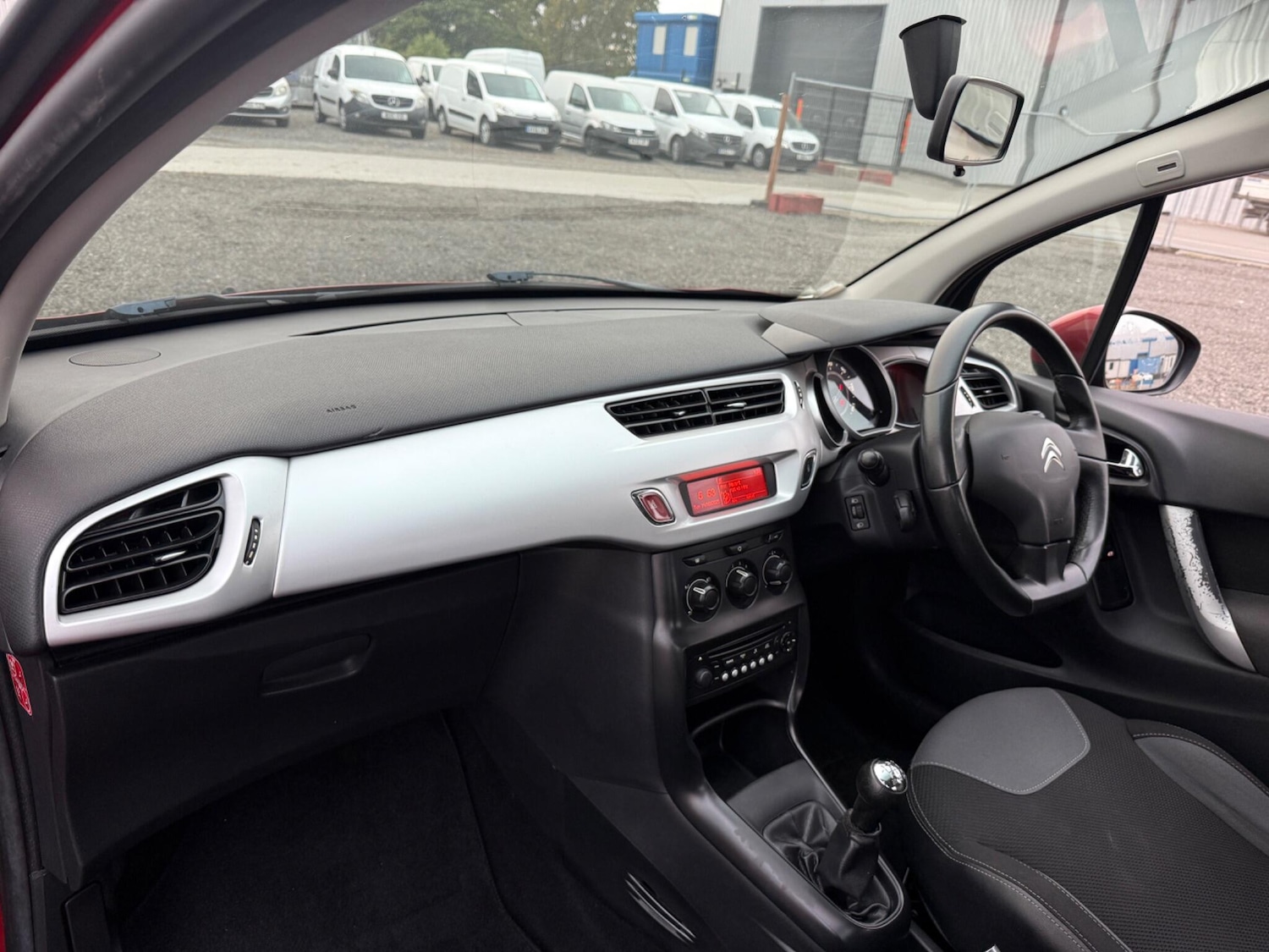 Used Citroen C3 2012 for sale - 76239902: Photo 15