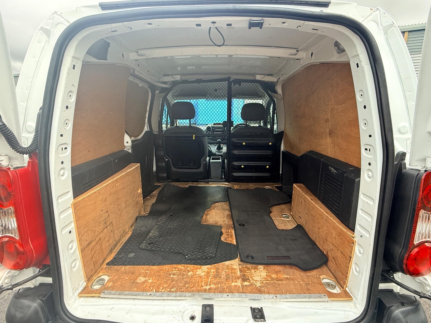 Used Peugeot Partner 2016 for sale - 77162925: Photo 11