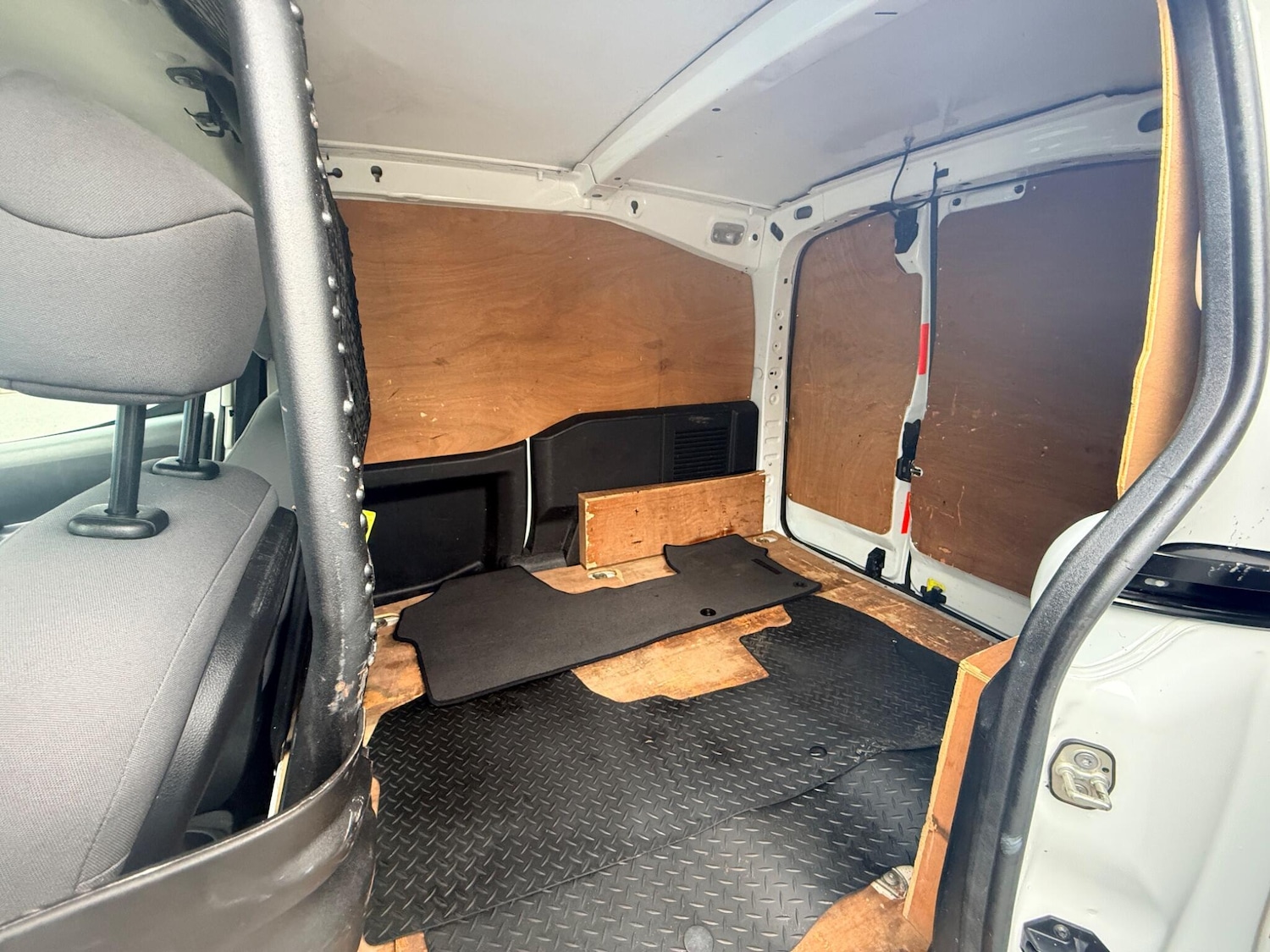 Used Peugeot Partner 2016 for sale - 77162925: Photo 12