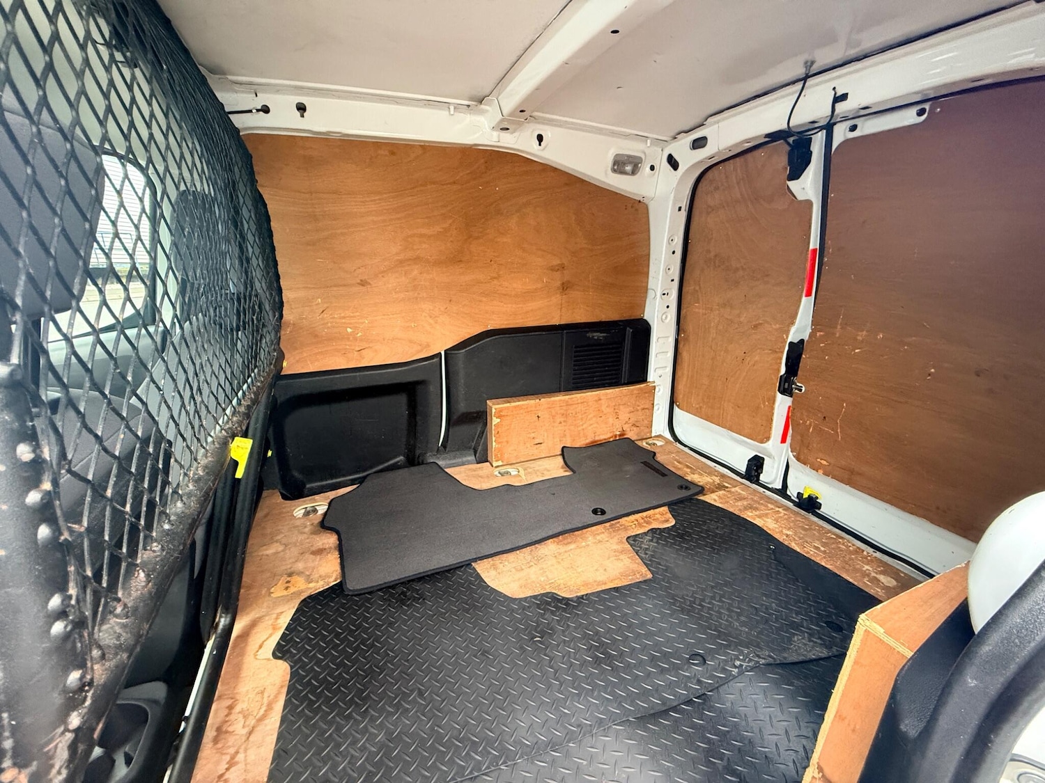 Used Peugeot Partner 2016 for sale - 77162925: Photo 13