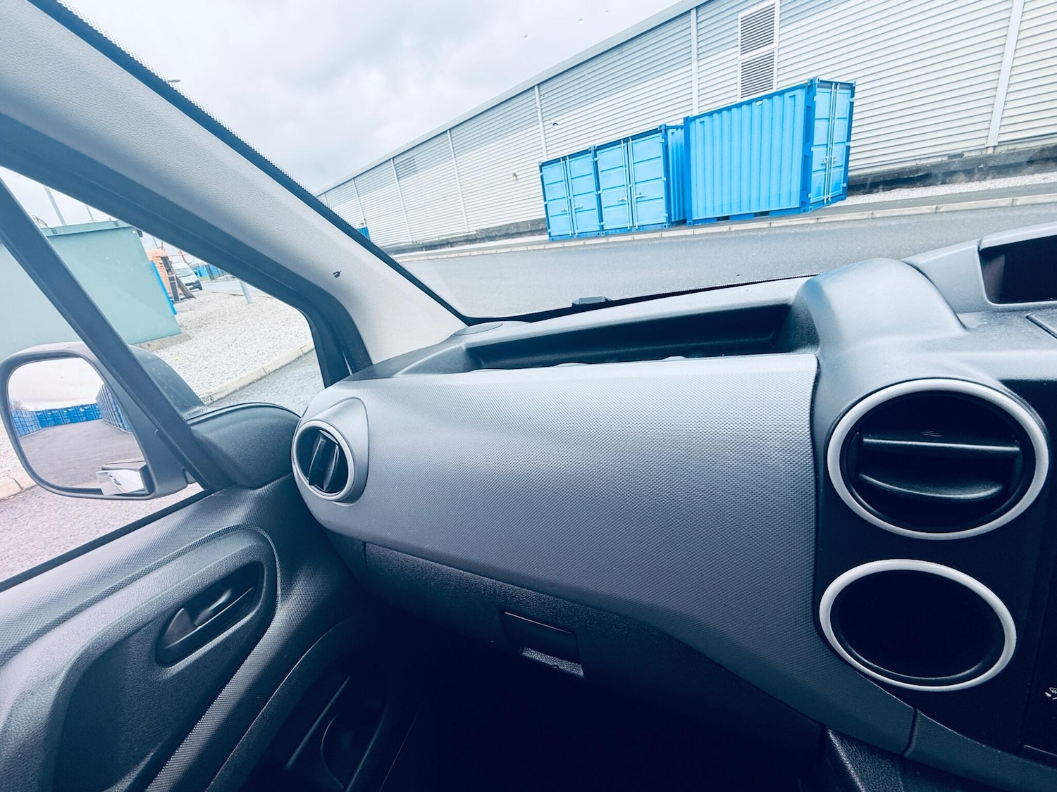 Used Peugeot Partner 2016 for sale - 77162925: Photo 19