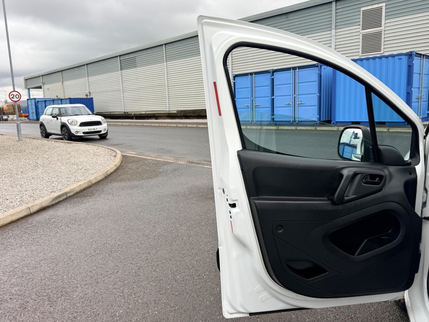 Used Peugeot Partner 2016 for sale - 77162925: Photo 22