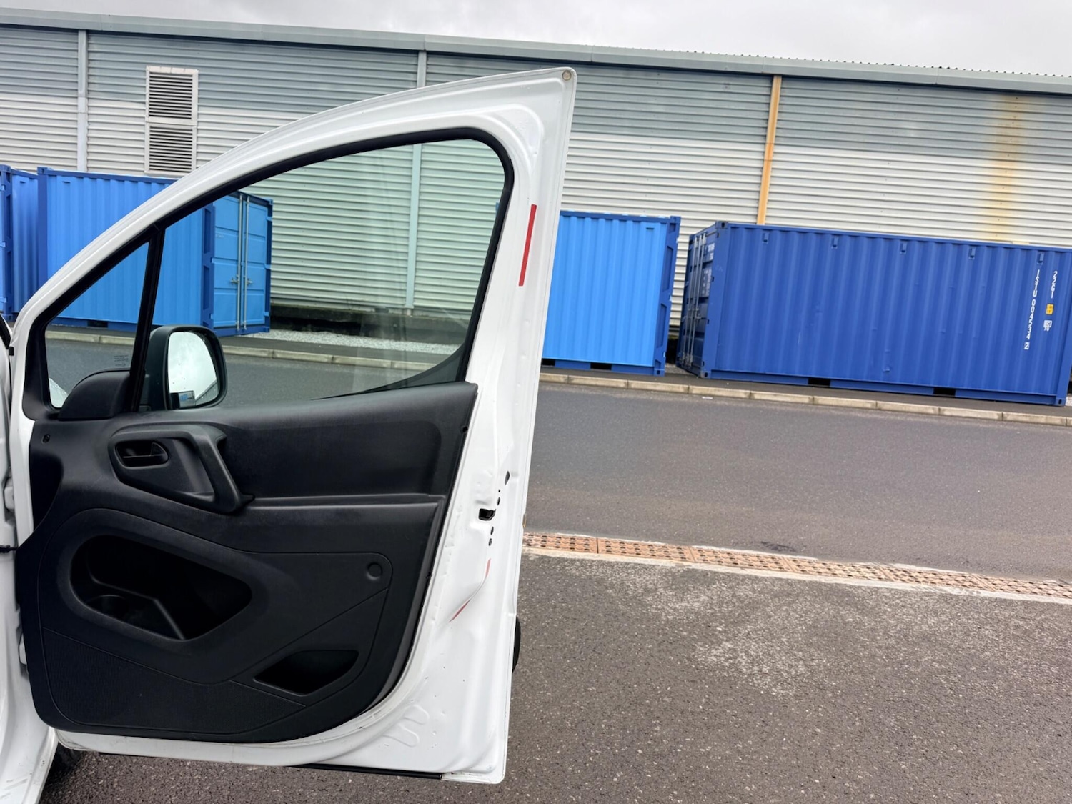 Used Peugeot Partner 2016 for sale - 77162925: Photo 23