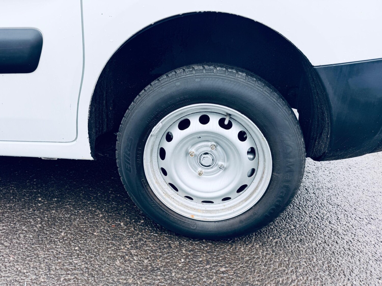 Used Peugeot Partner 2016 for sale - 77162925: Photo 29