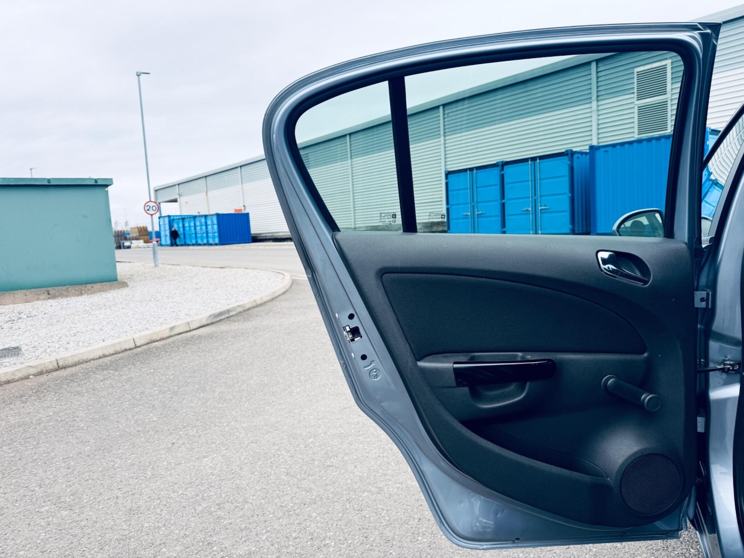 Used Vauxhall Corsa 2009 for sale - 77852827: Photo 26