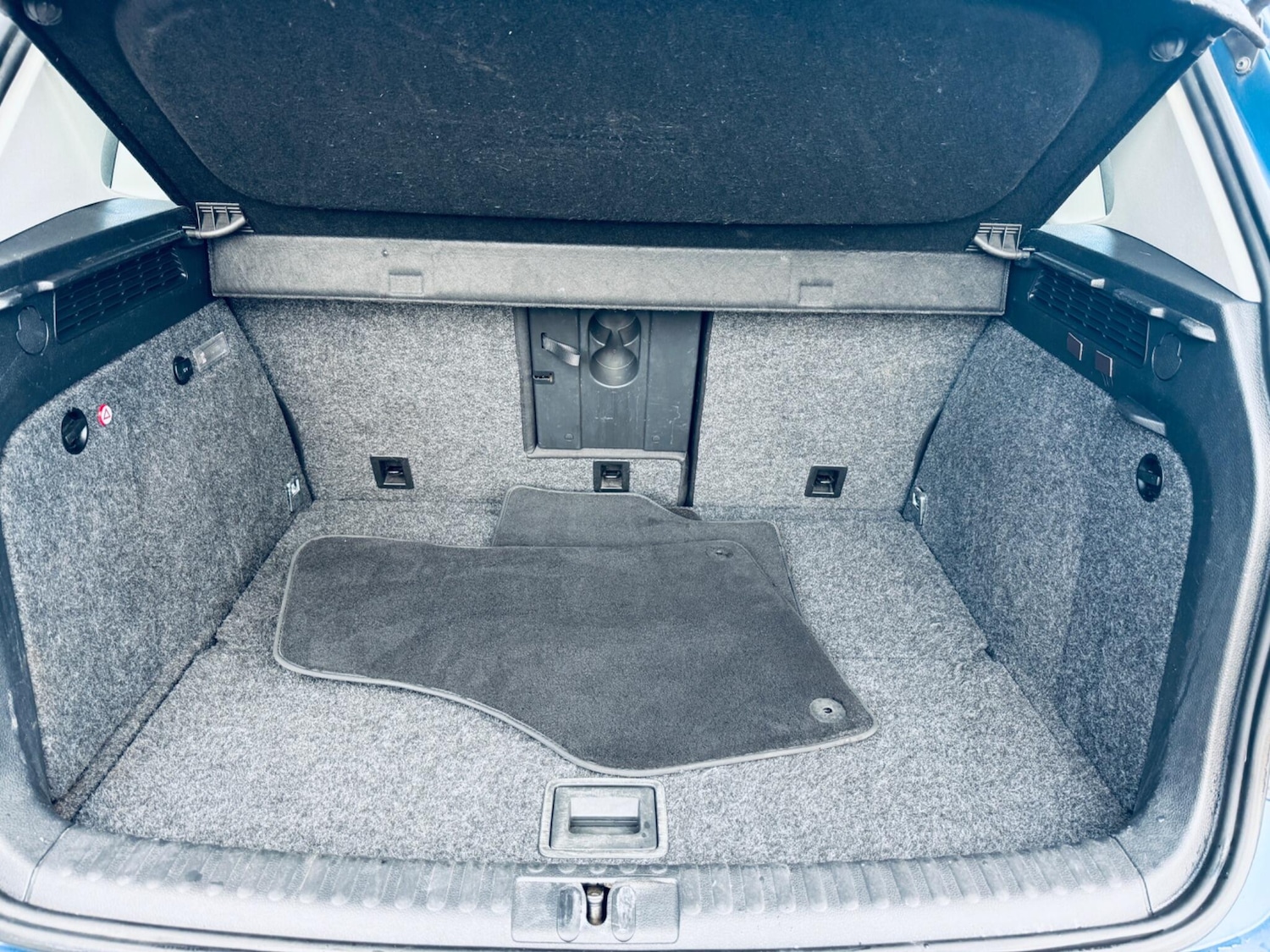 Used Volkswagen Tiguan 2010 for sale - 76824371: Photo 12