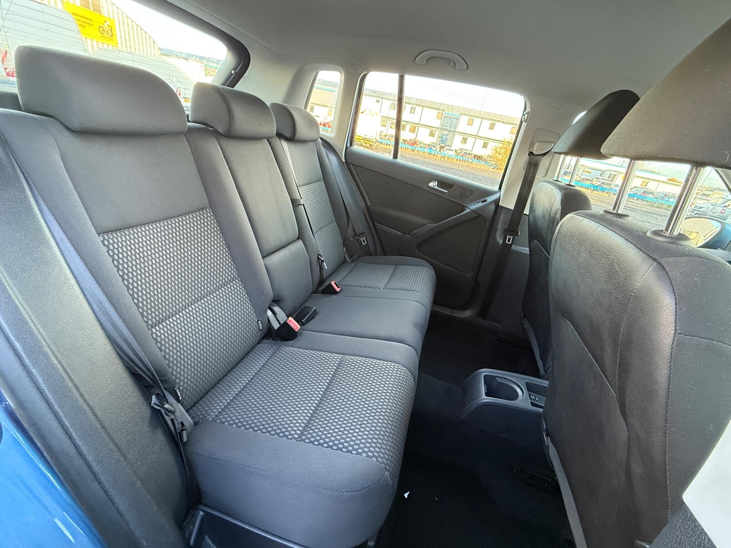 Used Volkswagen Tiguan 2010 for sale - 76824371: Photo 25