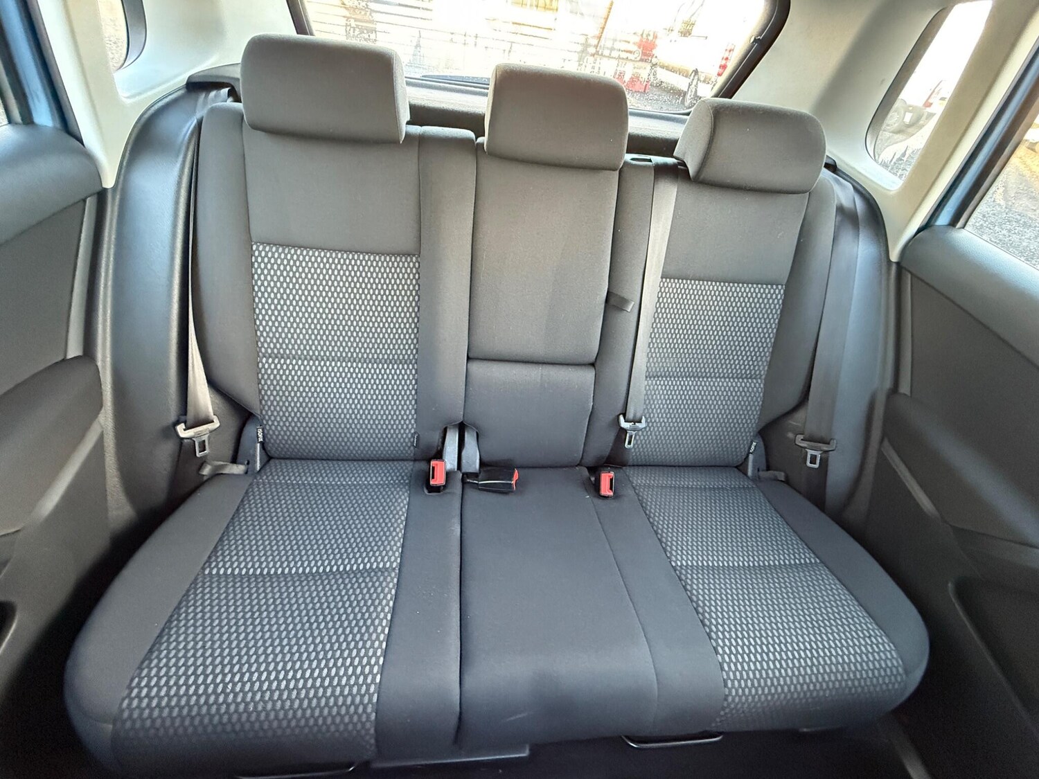 Used Volkswagen Tiguan 2010 for sale - 76824371: Photo 26