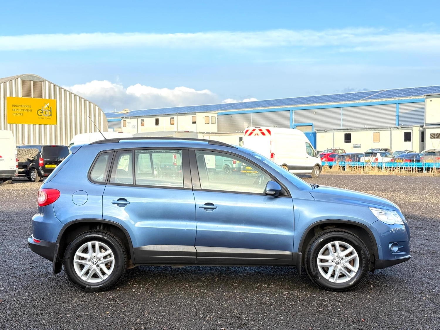 Used Volkswagen Tiguan 2010 for sale - 76824371: Photo 5