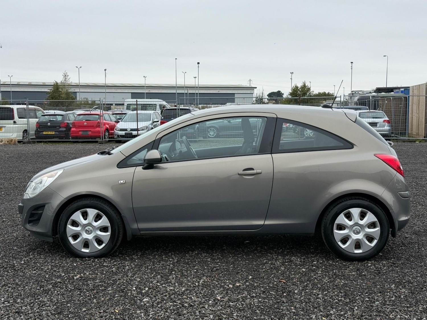 Used Vauxhall Corsa 2013 for sale - 76498442: Photo 6