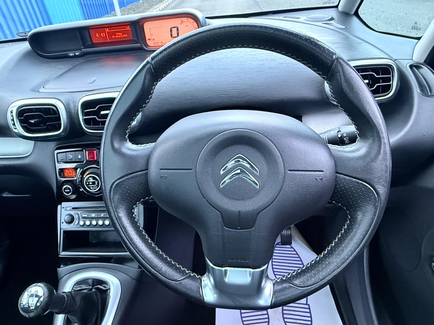 Used Citroen C3 Picasso 2013 for sale - 77166973: Photo 17