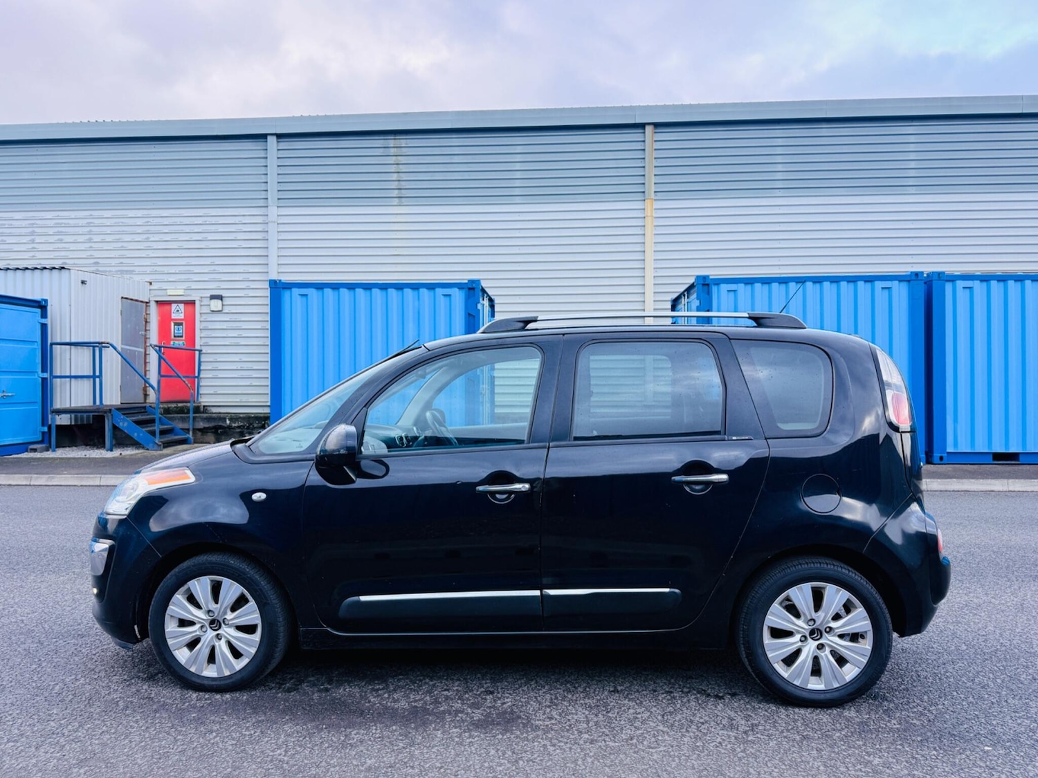 Used Citroen C3 Picasso 2013 for sale - 77166973: Photo 6