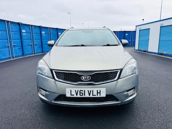 Used Kia Ceed 2011 for sale - 77925590: Photo