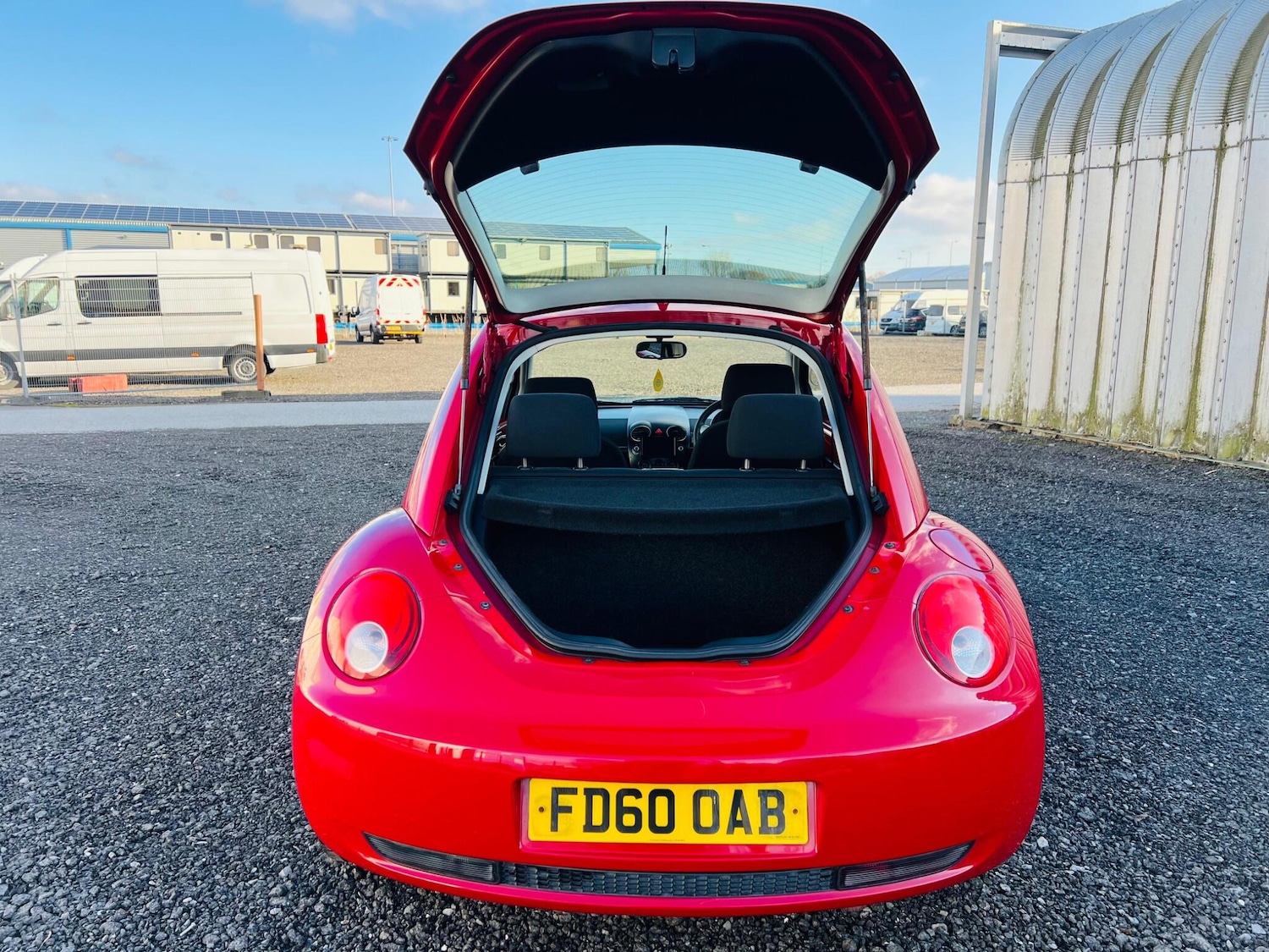 Used Volkswagen Beetle 2010 for sale - 77050250: Photo 11