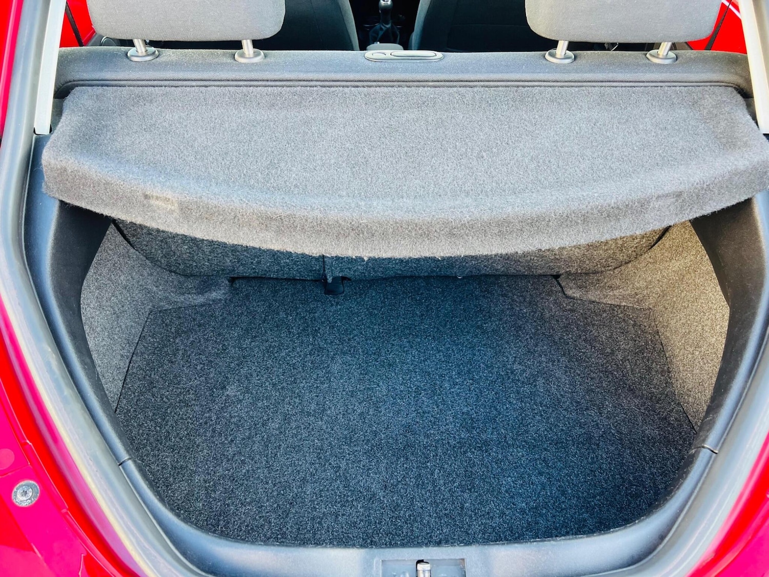 Used Volkswagen Beetle 2010 for sale - 77050250: Photo 12