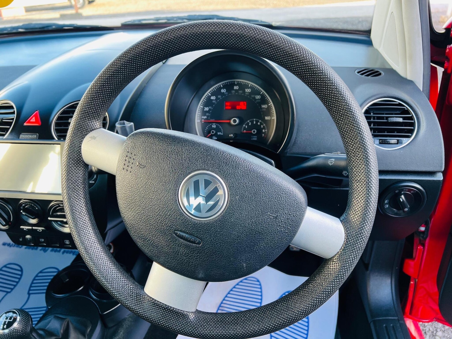 Used Volkswagen Beetle 2010 for sale - 77050250: Photo 18