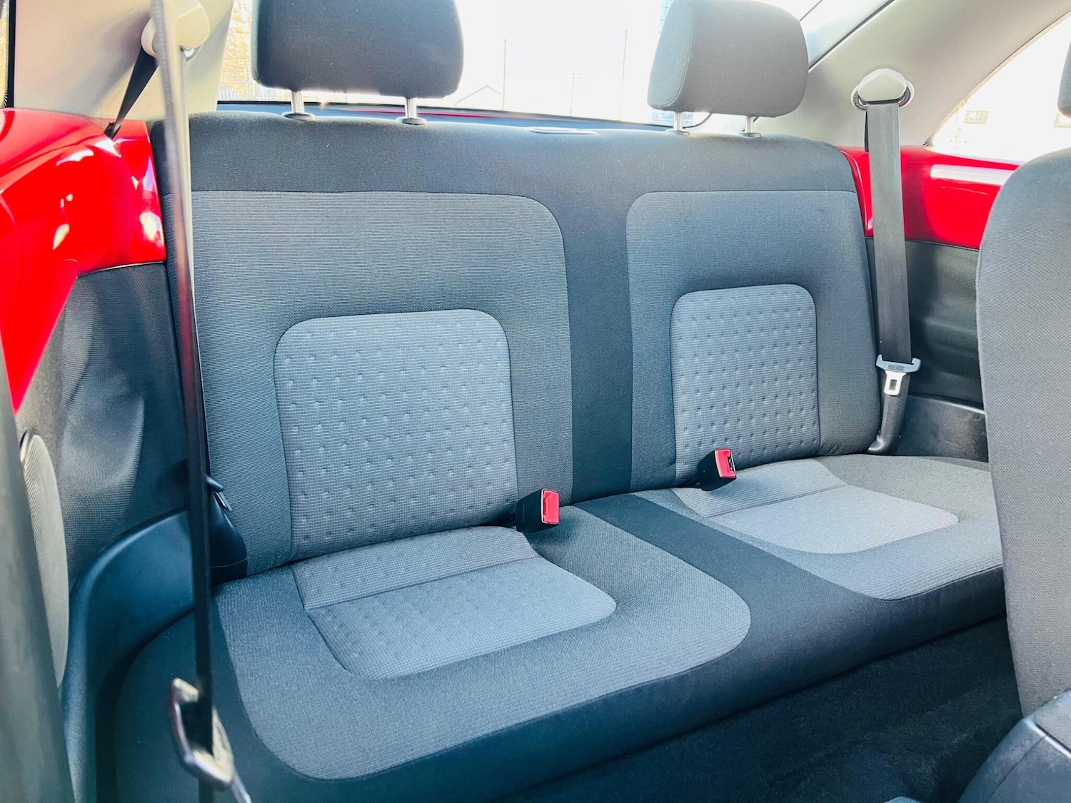 Used Volkswagen Beetle 2010 for sale - 77050250: Photo 26