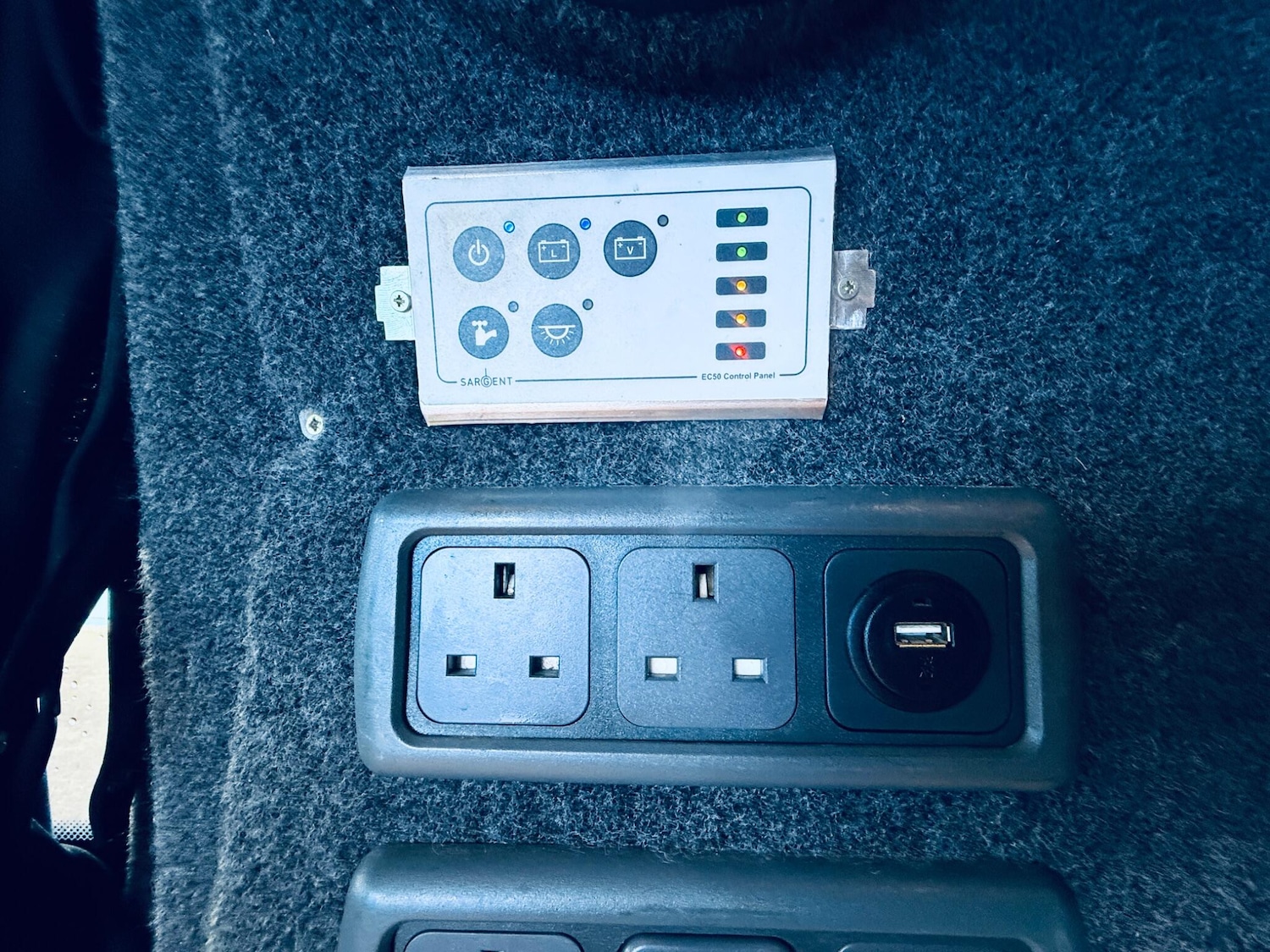 Used Volkswagen Transporter 2015 for sale - 77883254: Photo 16